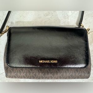 Michael Kors Black and Brown Crossbody Bag Sleek Design
